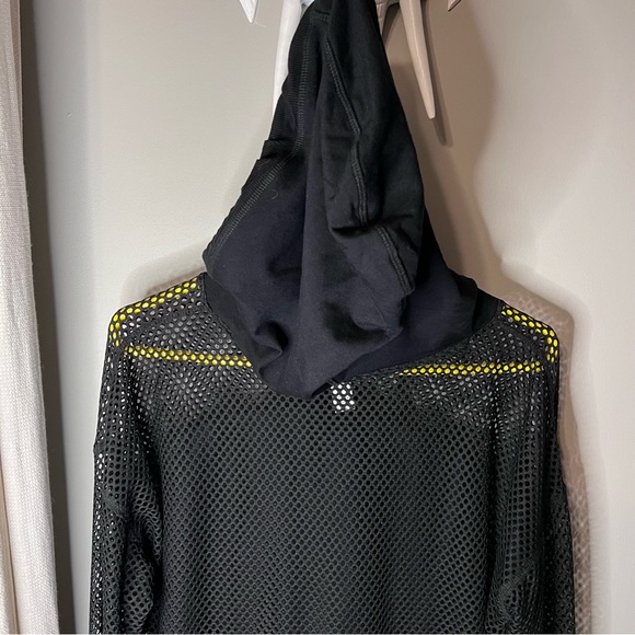 Forever 21 work out sweatshirt - Picture 6 of 8